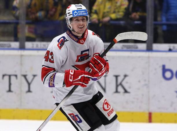 Radost z&nbsp;gólu obránce Antonína Lučana, který obléká dres pardubické rezervy