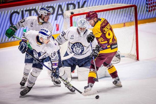 Zápas mezi Jihlavou a&nbsp;Kolínem v&nbsp;Maxa lize