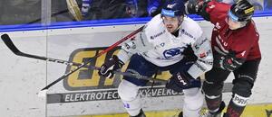 Největším šlágrem pátečního programu bude bitva o umístění v elitní čtyřce mezi Spartou a Plzní.