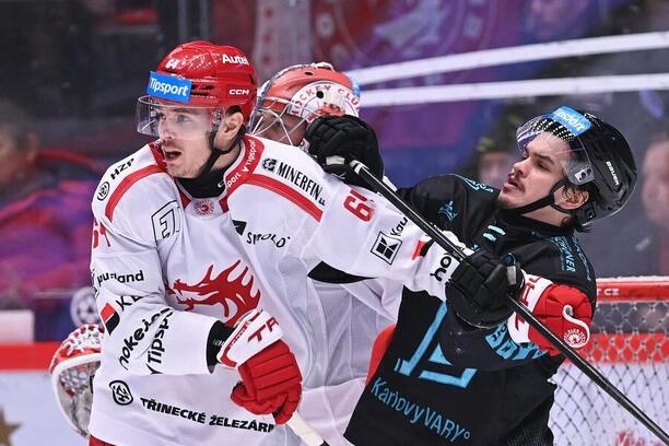 Patrik Koch a&nbsp;Filip Koffer v&nbsp;zápase mezi Třincem a&nbsp;Karlovými Vary