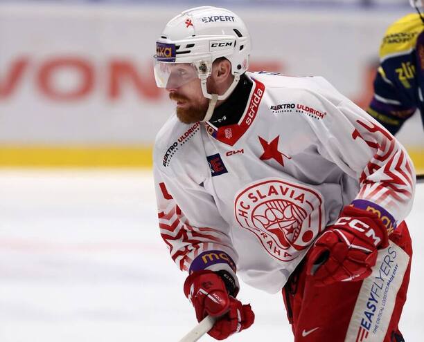 Jiří Průžek dal v&nbsp;prvním čtvrtfinále dva góly, dnes hraje Slavia se Zlínem od 18:00 druhý zápas