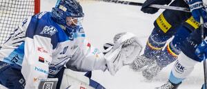 Aleš Stezka je jedním z hlavních hrdinů série mezi Kometou a Motorem