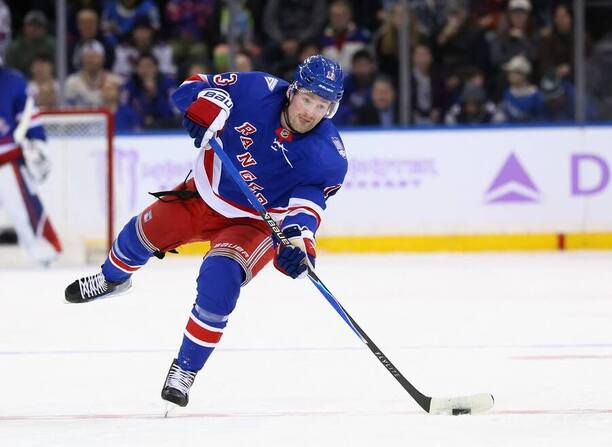 Útočník NY Rangers Alexis Lafrenière