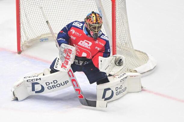 Malcolm Subban si včera připsal první výhru v&nbsp;extraligovém play-off. Jak dopadne pro Pardubice zápas číslo 2?