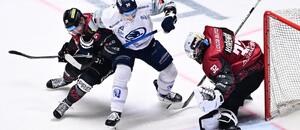 Čtvrtfinálový zápas mezi Plzní a Spartou