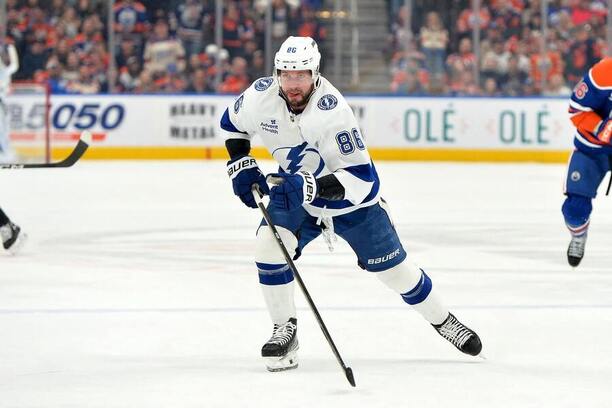 Hvězdou 24. týdne NHL je útočník Nikita Kucherov z Tampy