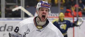 Útočník Marimexu Matěj Gardoň po vítězném nájezdu ve 4. semifinále Maxa ligy 2026. Dnes Kolín a Zlín od 18:00 hrají páté utkání.