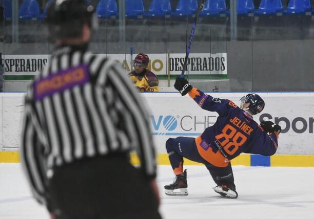 Litoměřický Šimon Jelínek oslavuje gól v&nbsp;zápase proti Jihlavě