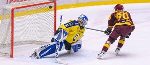 Tomáš Čachotský z Jihlavy proměňuje svůj nájezde v zápase proti Zlínu