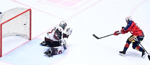 Gólová momentka z prvního semifinále Pardubice vs. Sparta