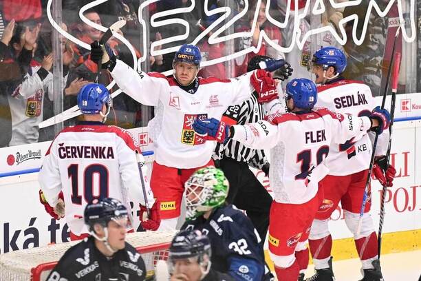 Česká reprezentace na Švýcarských hokejových hrách