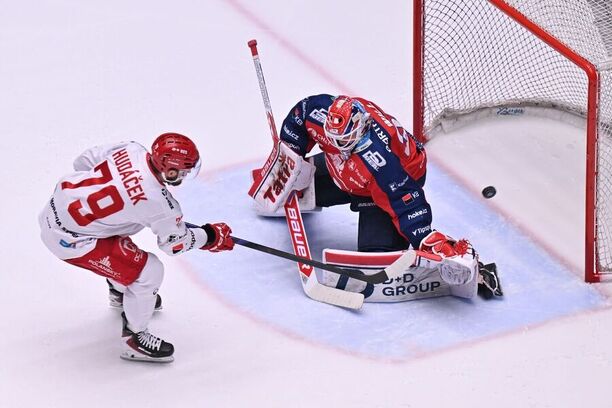 Finále extraligy je srovnané 2:2, pátý duel se hraje v&nbsp;neděli od 17:00