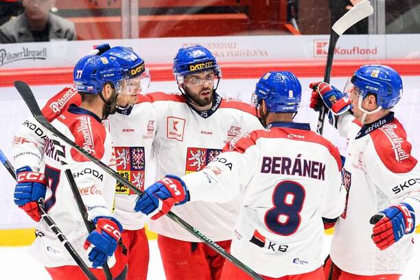 Michael Špaček slaví gól proti Rakousku