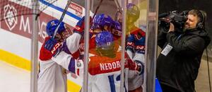 Čeští hokejoví reprezentanti do 18 let dnes na MS U18 2026 hrají o bronzovou medaili proti Lotyšsku