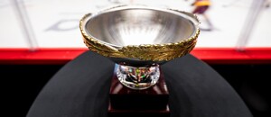 Trofej pro mistra Maxa ligy, snímek byl pořízen před startem 7. finále play off 2026 mezi Jihlavou a Zlínem