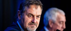 Petr Bříza (na fotce během MS juniorů v hokeji 2026) kandiduje na post prezidenta IIHF