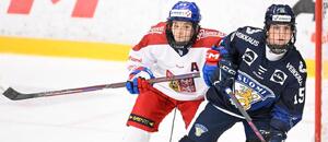 Česká obránkyně Noemi Neubauerová v zápase WEHT 2026/2027 ve finském Lahti