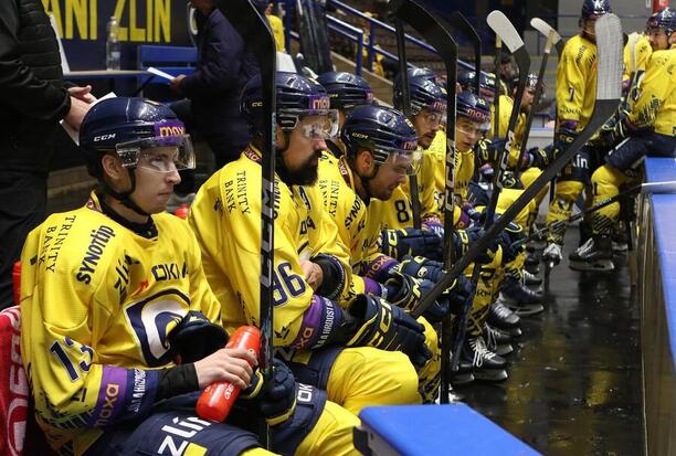 Skleslá střídačka Beranů Zlín při prohře s&nbsp;Třebíčí v&nbsp;8. kole Maxa ligy 2026/2027