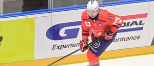 Pardubický útočník Matěj Stránský v zápase Hokejové ligy mistrů